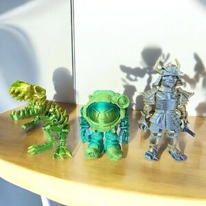 Green and Blue Action Figures Playset
